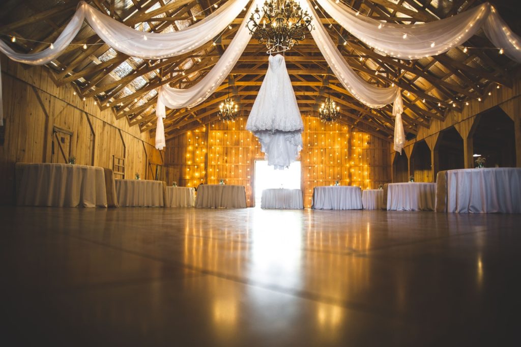 Setting the Mood: The Importance of Wedding Lighting Image